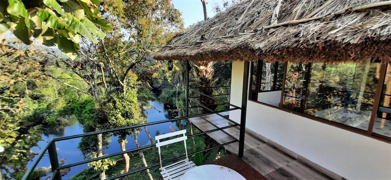 Апартаменты Noah'S Nest Tree House Теккади Экстерьер фото
